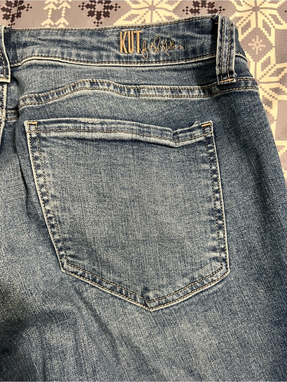 Kut from the Kloth Blue Straight-Leg Jeans with Turtle Patch - Picture 8 of 9